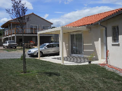 Pose d'une pergola bioclimatique